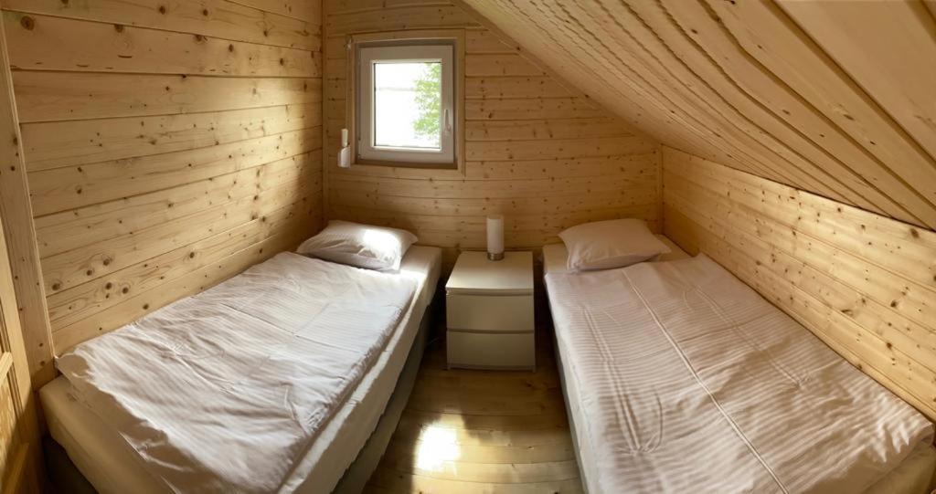Villa Wakacyjne Domki Wielen à Wielen Zaobrzanski Extérieur photo